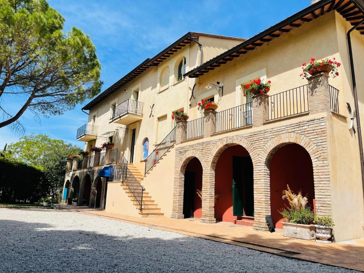 Mapepa Village Apartments Spello Εξωτερικό φωτογραφία